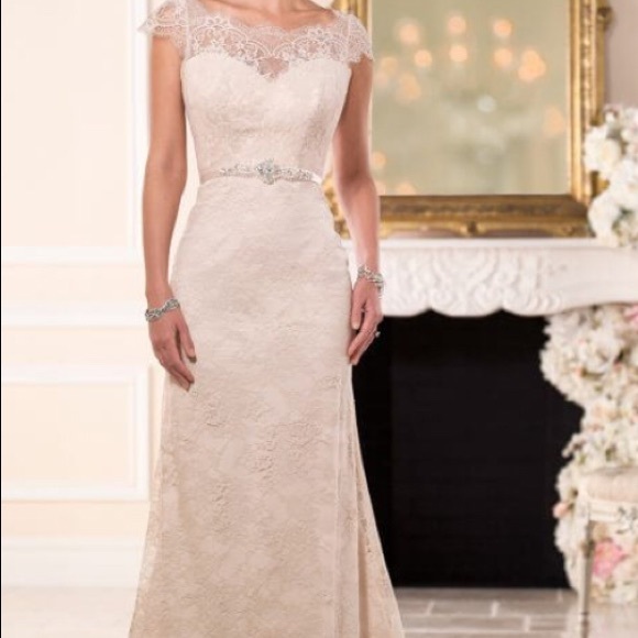 Stella York 6043 Wedding Sheath Dress - Picture 1 of 6
